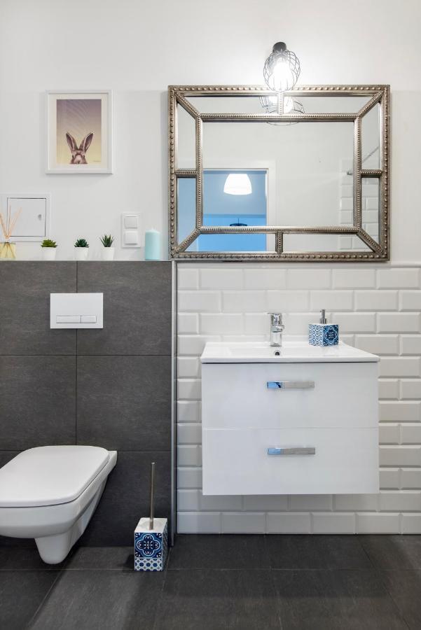 Apartament Delux 2 Legnica ul. Kominka 16 Apartment Bagian luar foto