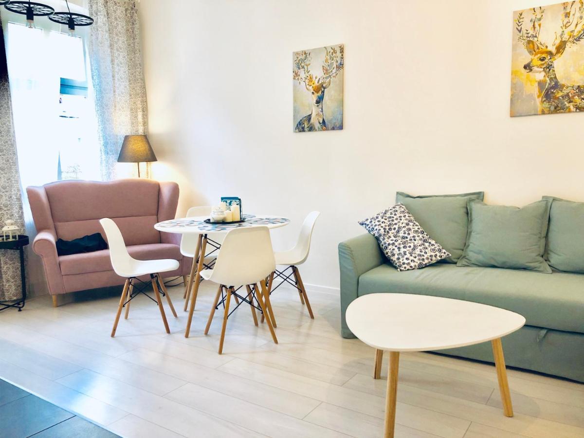 Apartament Delux 2 Legnica ul. Kominka 16 Apartment Bagian luar foto